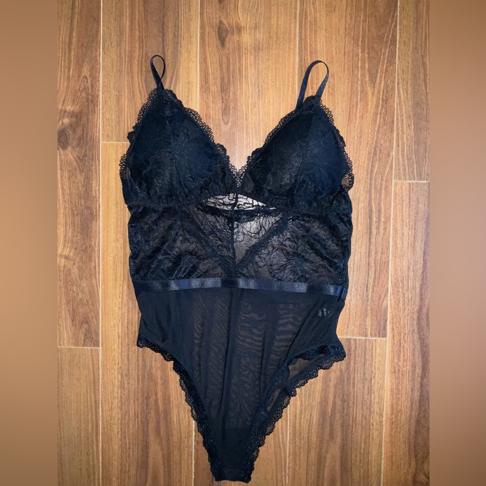 Elegant Black Lace Bralette